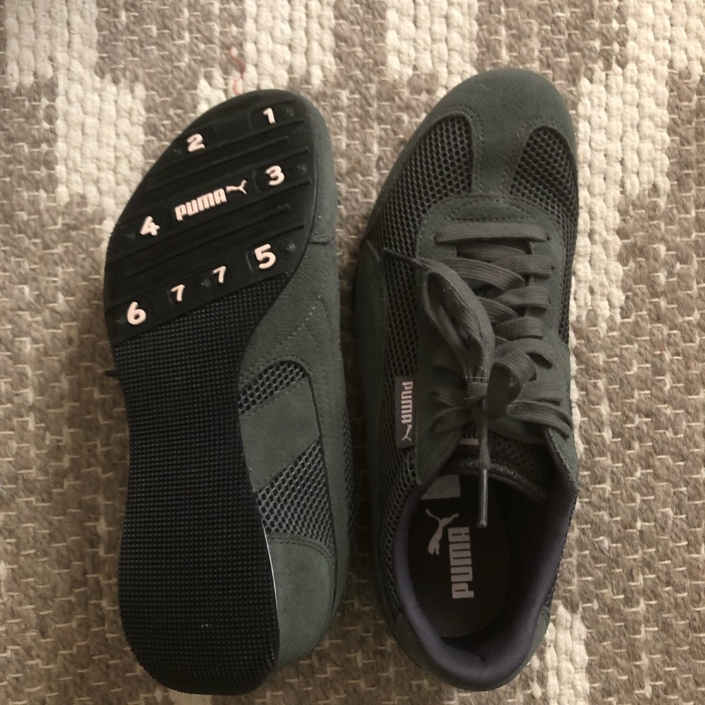 Puma Sneakers Brand New size 9